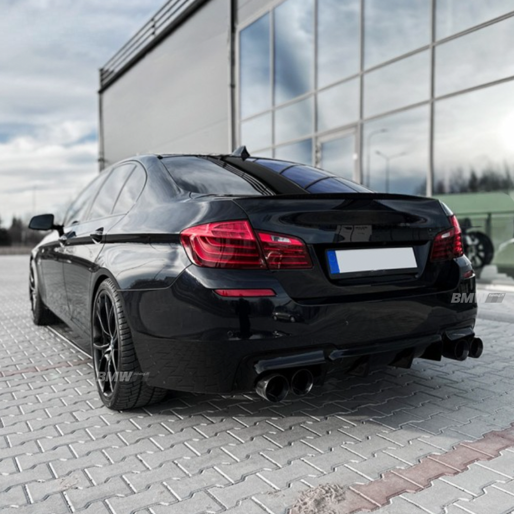 BMW F10 / F11, M-Performance Look diffusori kiiltävä musta
