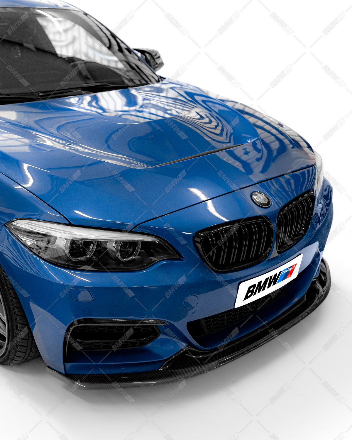 BMW F22 F23, kiiltävän mustat M-Look munuaiset