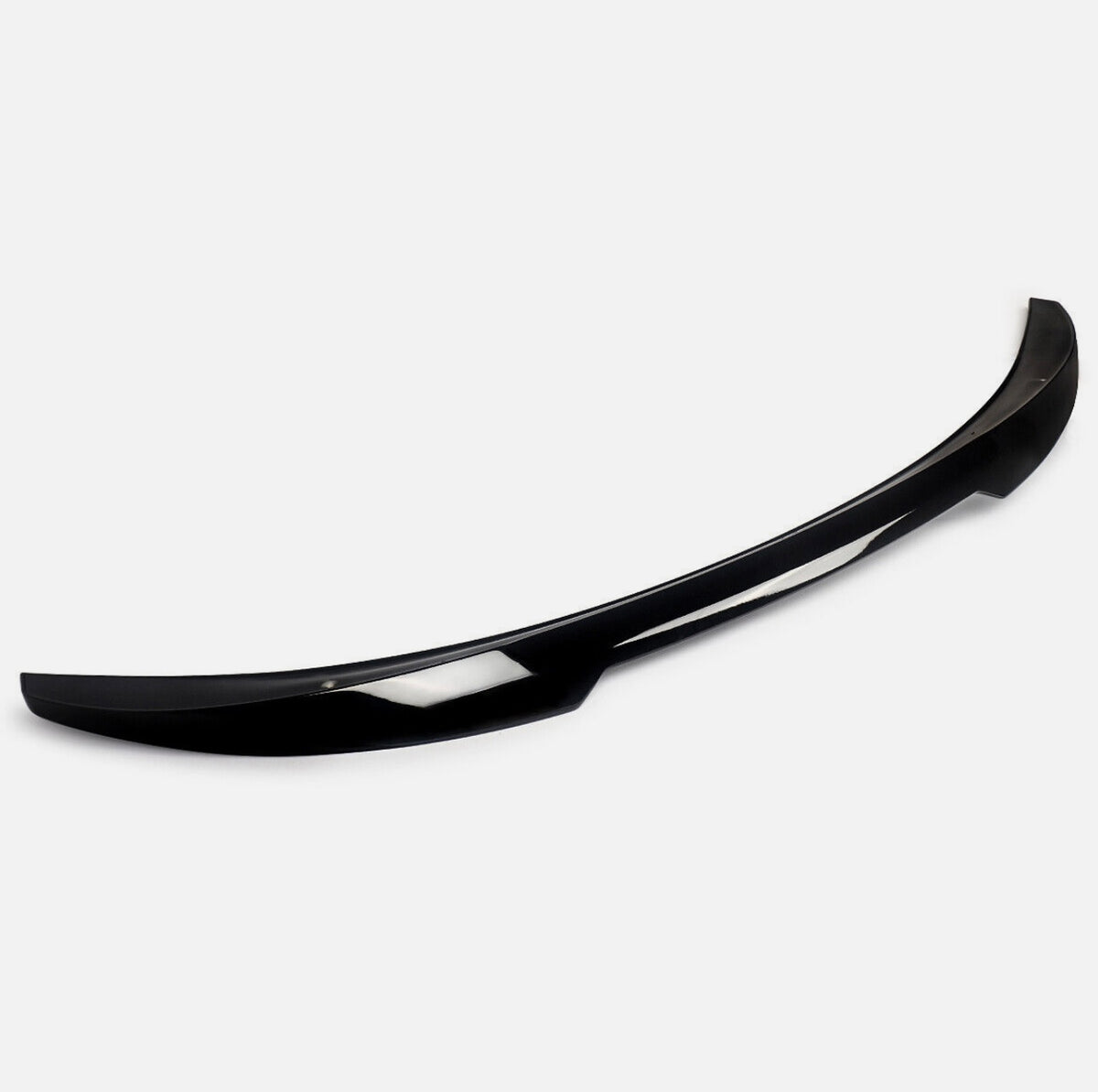 BMW F06, F13 M4 -look kiiltävänmusta takaspoileri