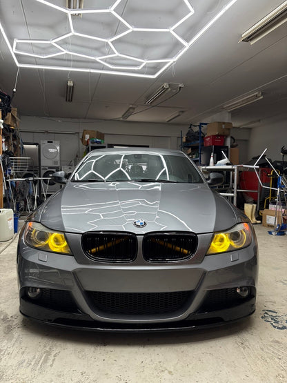 BMW E90 E91 LCI M-performance look kiiltävän musta etulippa