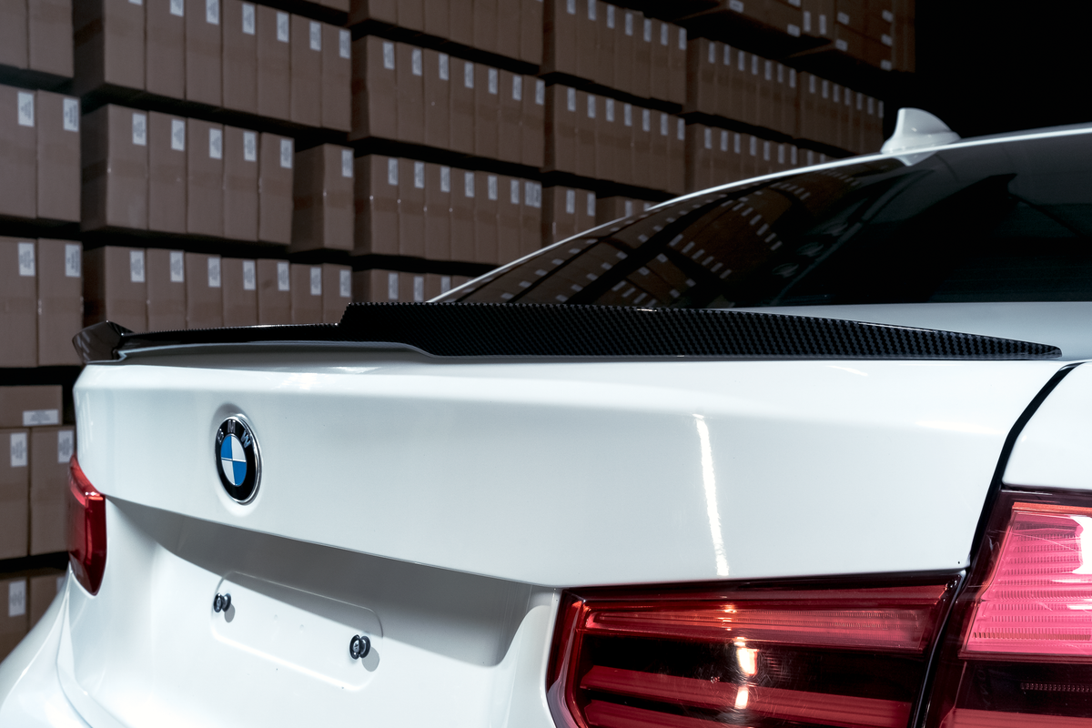BMW F30 M4-look rear spoiler carbon look