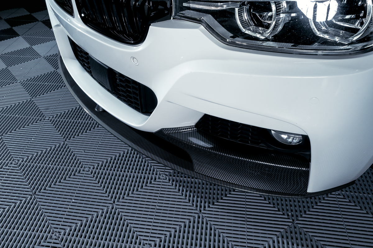 BMW F30 F31 M-performance front bumper cover carbon look