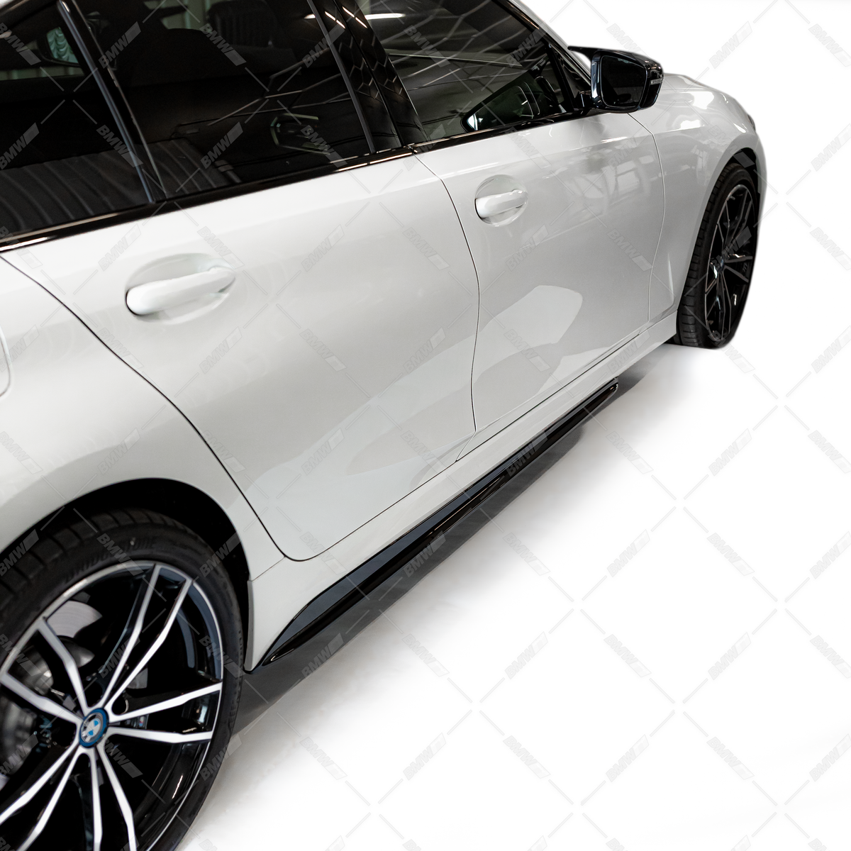 BMW G20 G21 M-Performance side skirts add-on