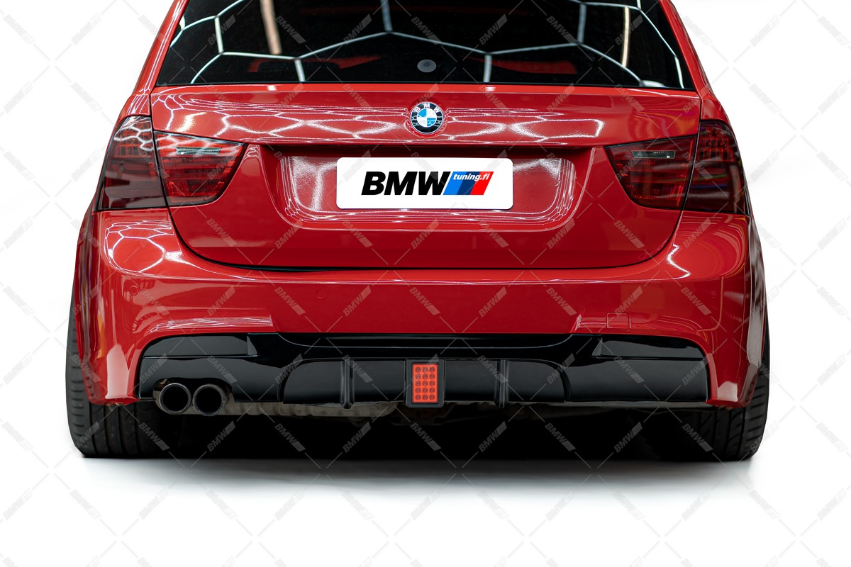 BMW E90 E91 05-11 M-Performance rear bumper diffuser with brake light glossy black