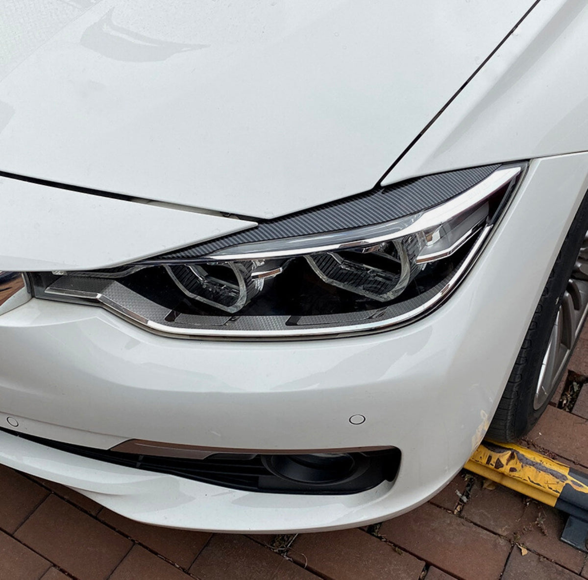 BMW F30 F31 11-19 Carbon-look valonluomet