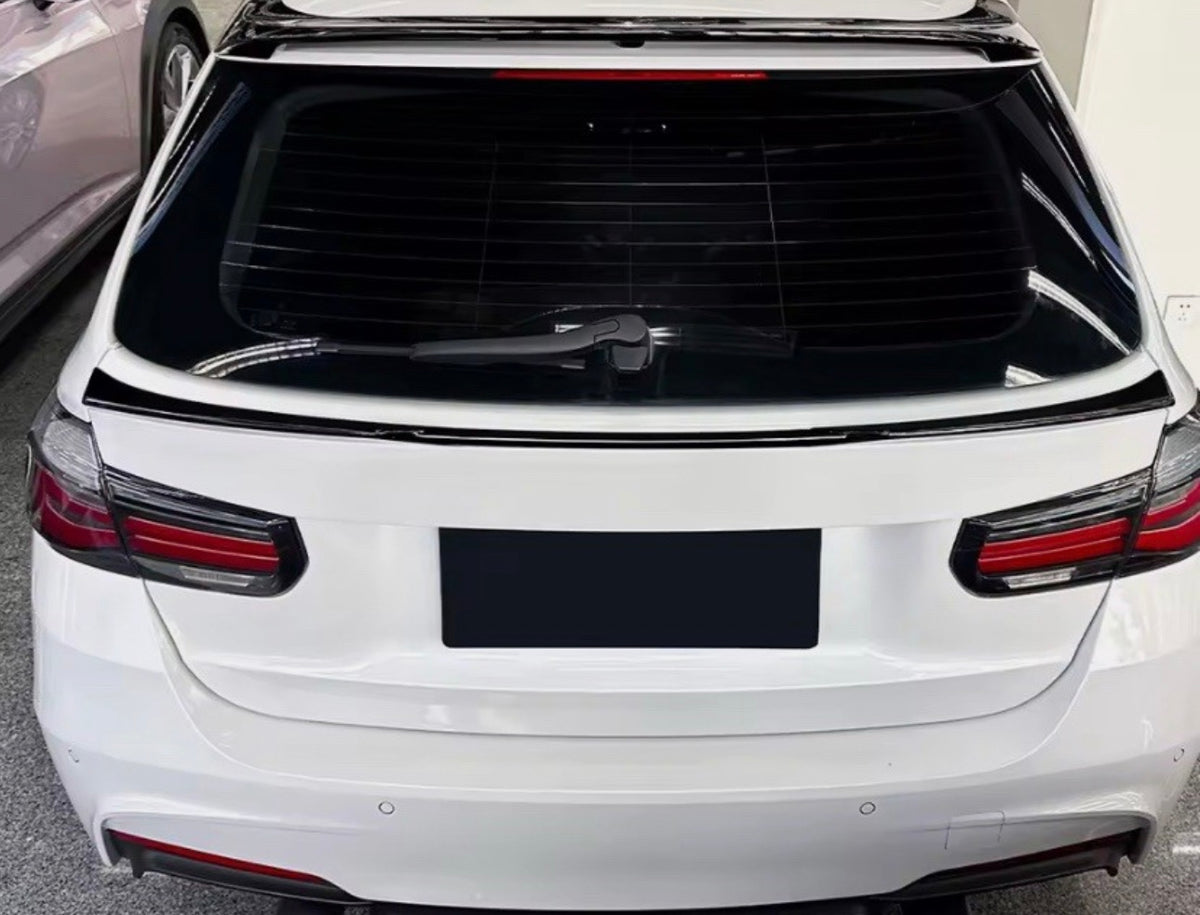 BMW F31 Mid väli spoileri kiiltävän musta
