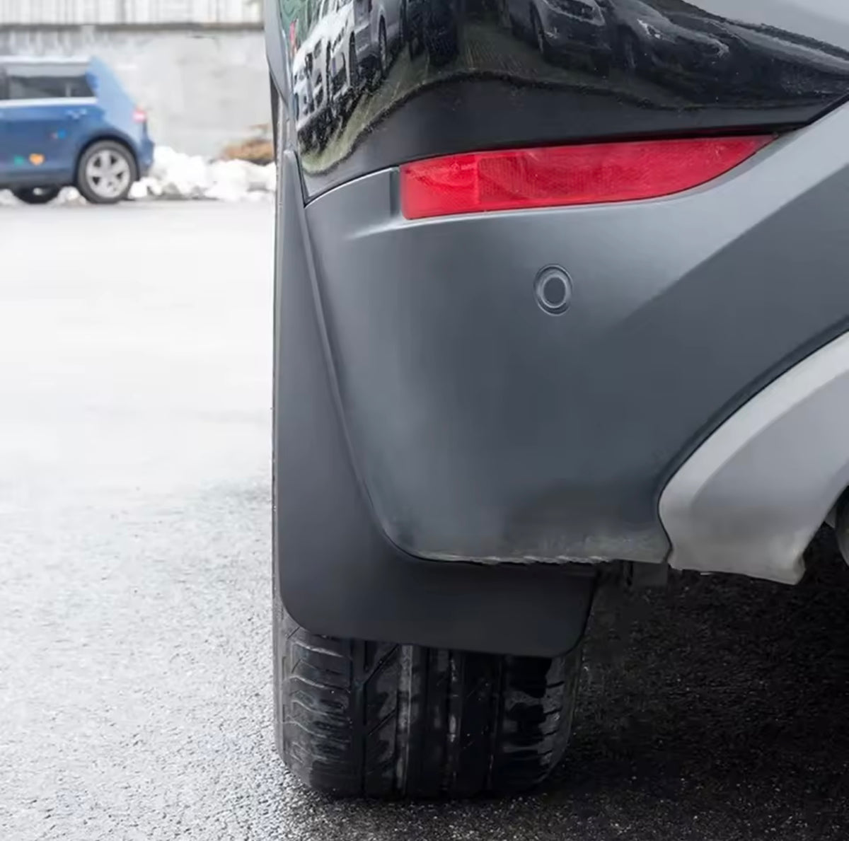 BMW X1 F48 Roiskeläpät
