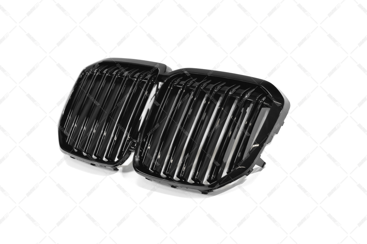 BMW G07 X7, Glossy black M-look kidneys