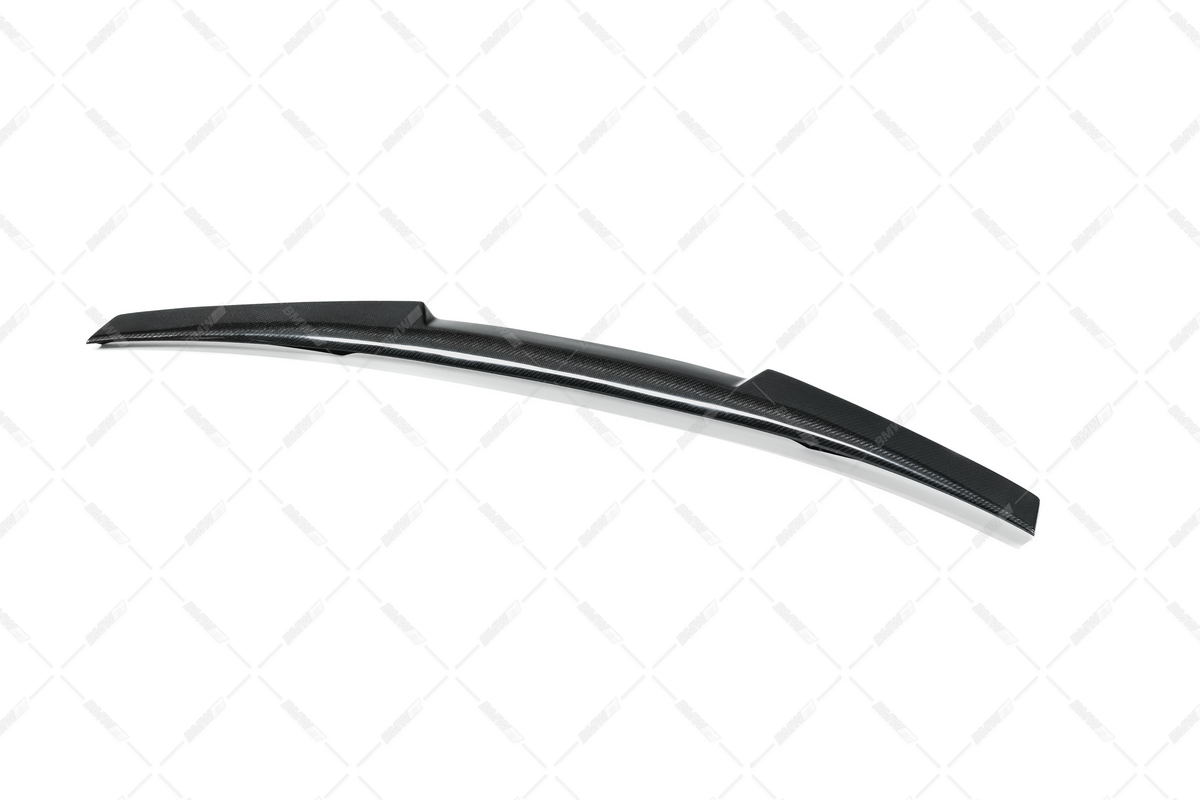 BMW G30 V-style takaspoileri aito hiilikuitu