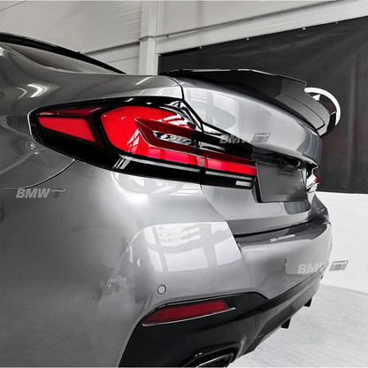 BMW G30 PSM Takaspoileri Kiiltävän musta