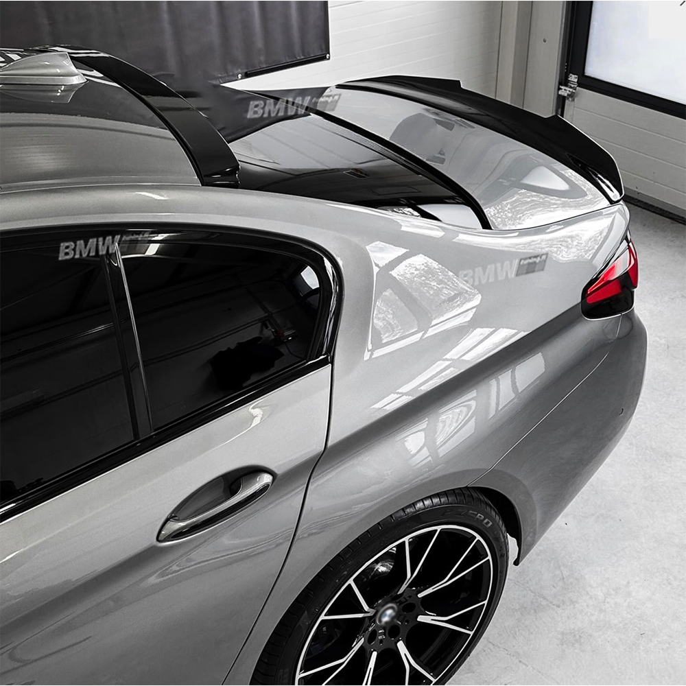 BMW G30 PSM Takaspoileri Kiiltävän musta