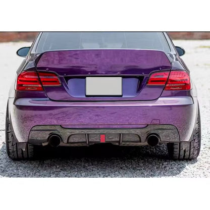 BMW E92 E93 05-11 M-Performance takapuskurin diffusori jarruvalolla kiiltävän musta