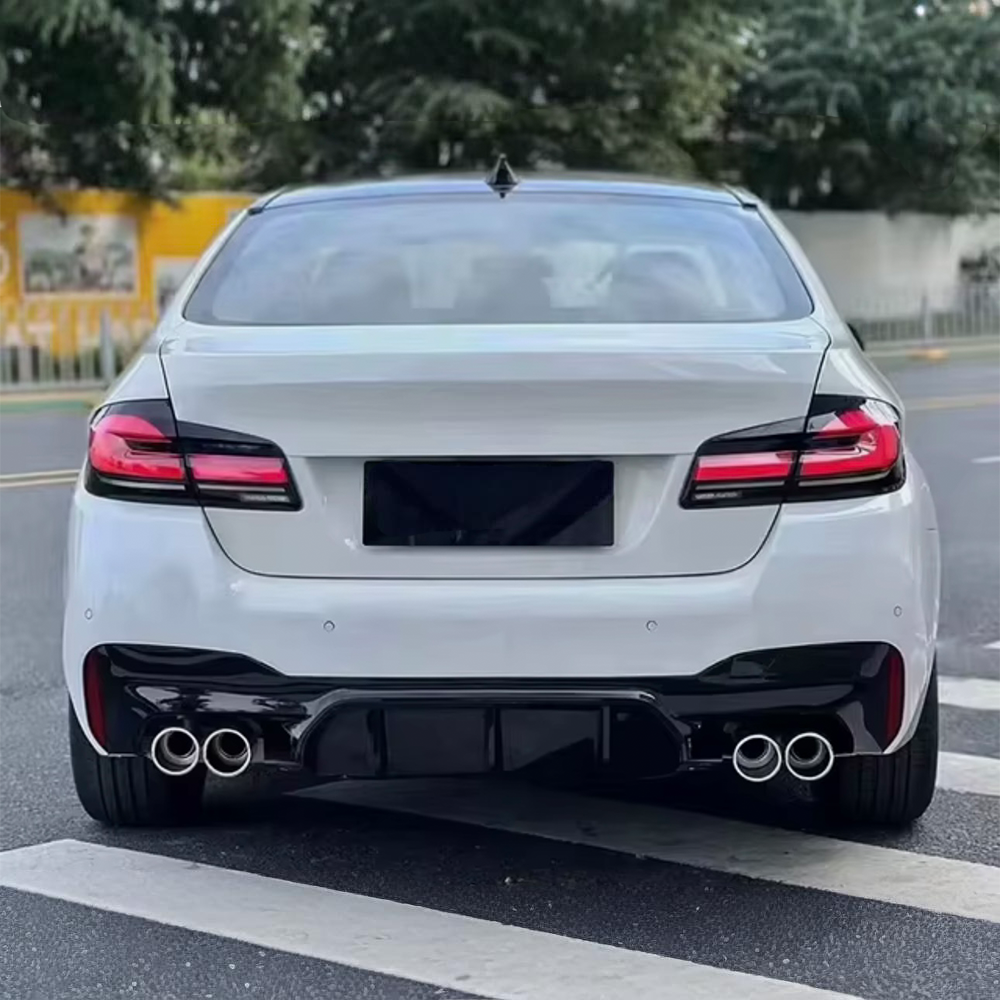 BMW F10 —> G30 M5 look Rear bumper PDC,SRA
